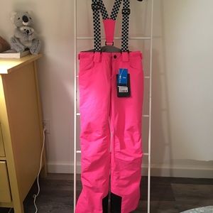 Brand new snow pants w/checkered suspenders.